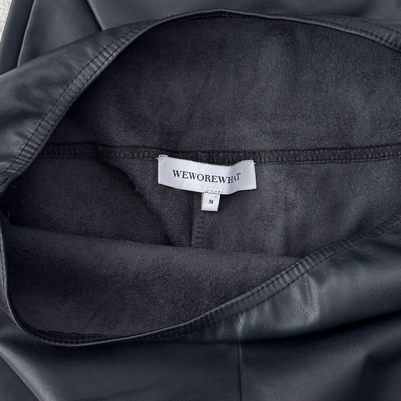 NWOT WeWoreWhat Vegan Leather Stirrup Legging Black Size M - Picture 3 of 16